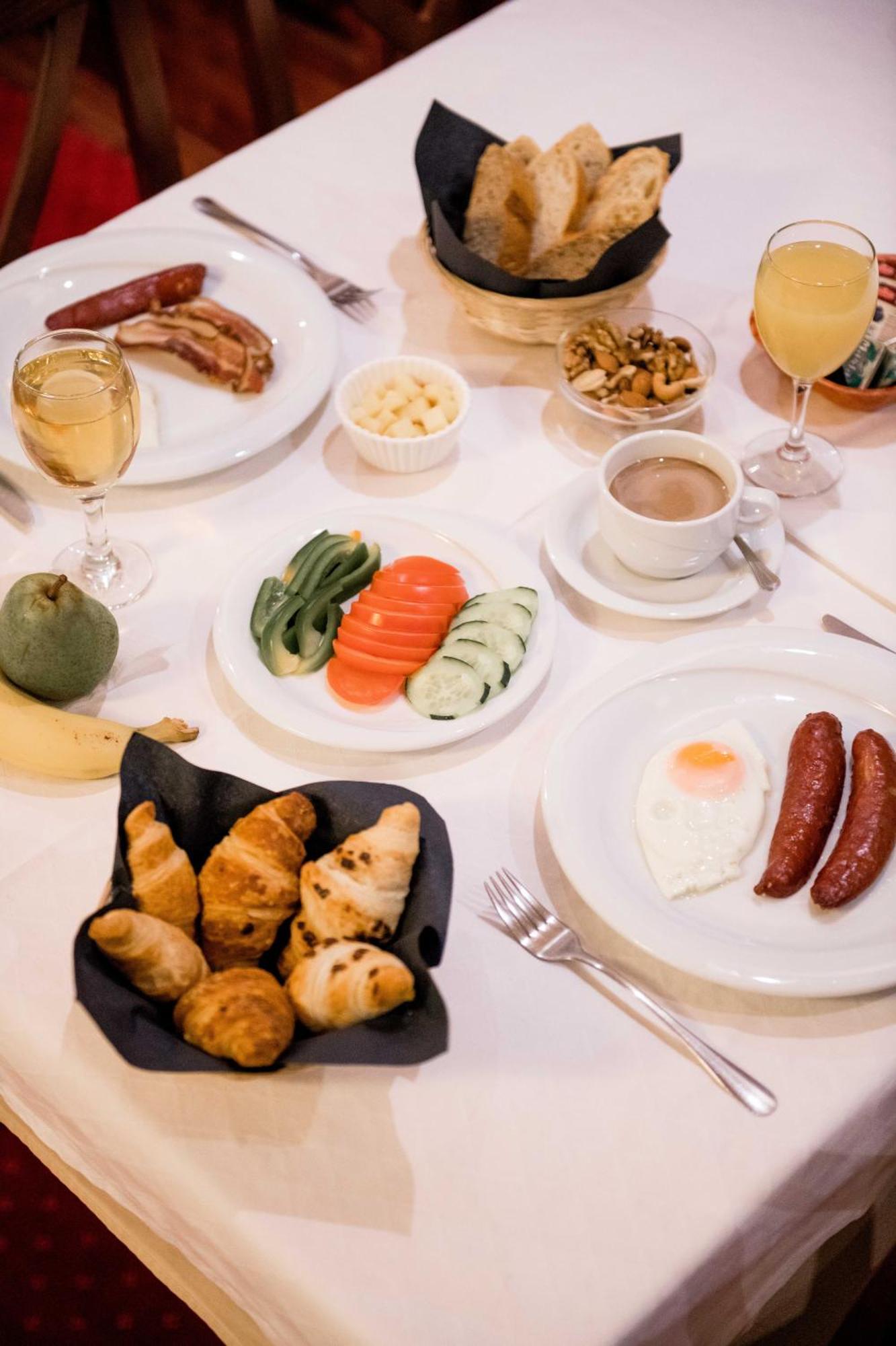 Hotel Kurija Jankovic Lukac Экстерьер фото